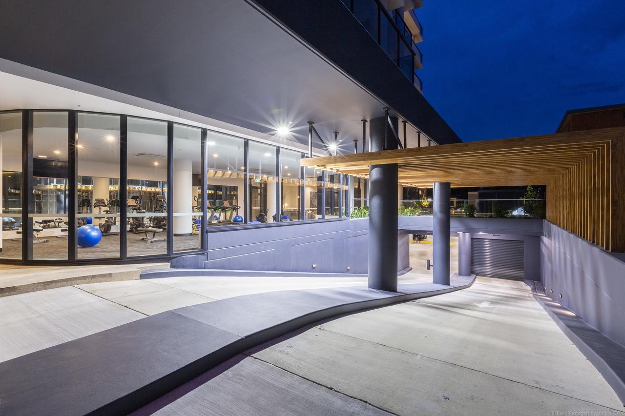 Boardwalk Burleigh Beach - Official Gold Coast Exterior photo